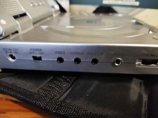 Lector DVD portátil 7"