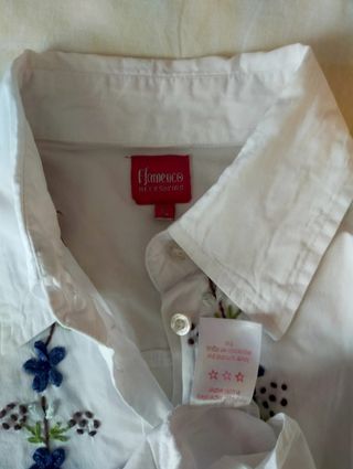 Camisa " Flamenco". Muy buen estado