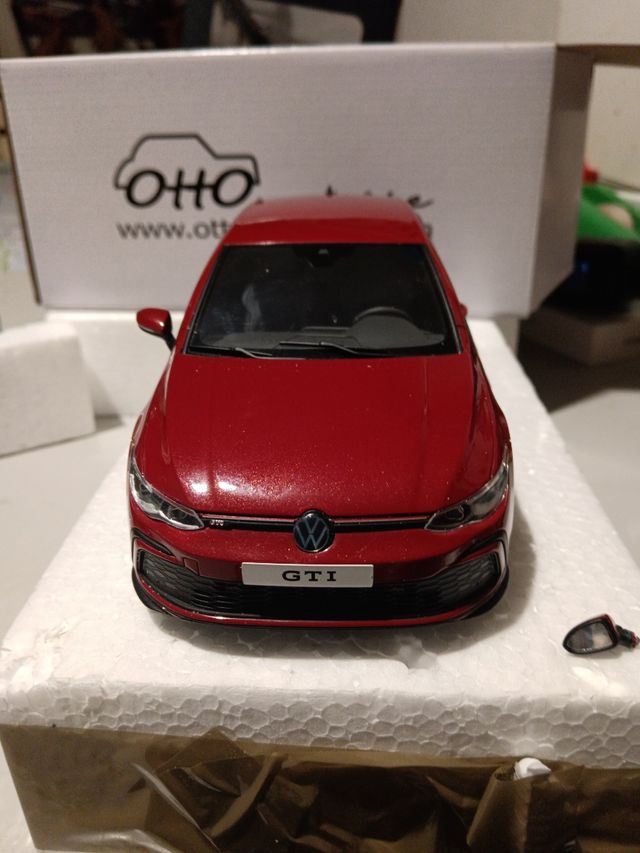 1/18 maqueta Volkswagen Golf GTI