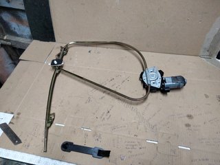 Elevalunas eléctrico para r19