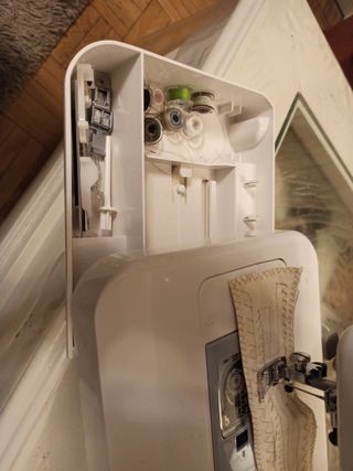 Máquina de coser Elna 3210