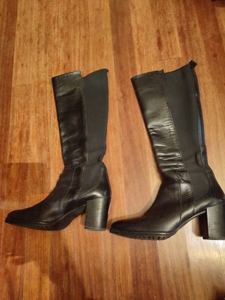 Botas de piel 41 negras con tacón