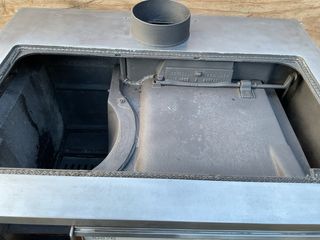 Stufa a legna con pila/presa per termosifoni