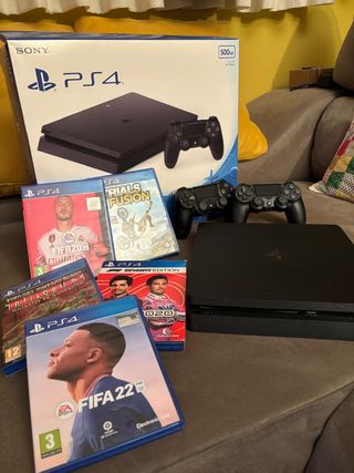 PS4, 2 Mandos originales y 5 juegos 