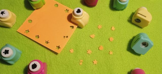 Maletín 14 perforadores papel