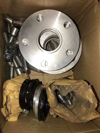 Separadores grupo vag con tornillos antirrobo