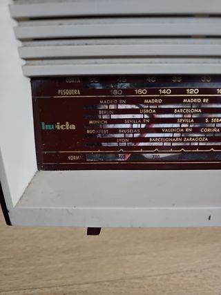 Radio vintage decoración