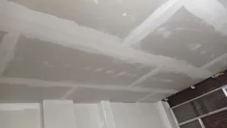 Falsos techos y Pladur montamos ventanas y puertas