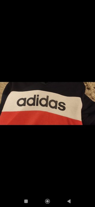Sudadera Adidas roja, blanca y azul