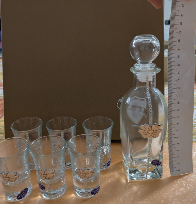 Bottiglia e Bicchieri da Liquore inserti argento