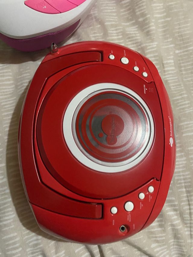 Lector de CD y radio