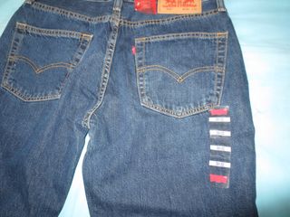 Levis