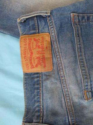 Levis