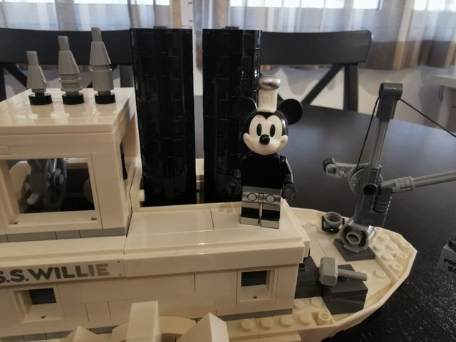 Lego 21317 Steamboat willie