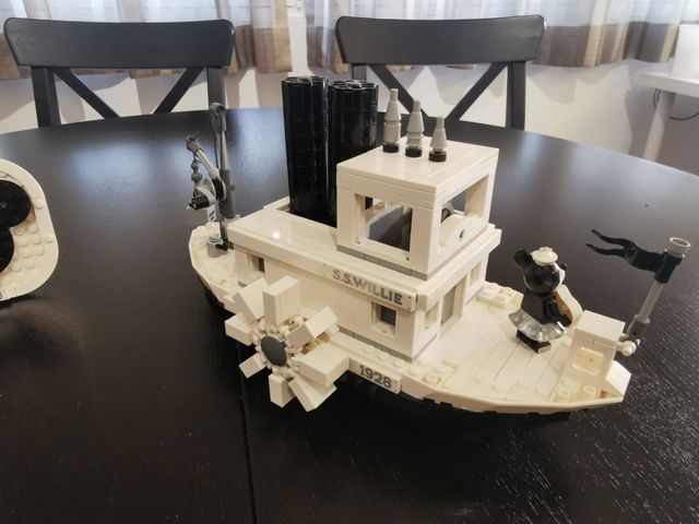 Lego 21317 Steamboat willie