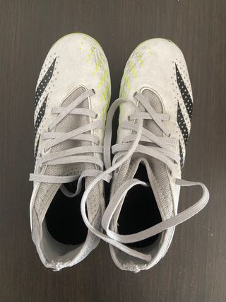 Botas fútbol infantil