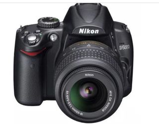 Nikon D5000
