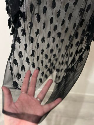 Camisa Negra Bershka de tul con borlas