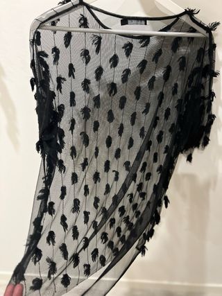 Camisa Negra Bershka de tul con borlas