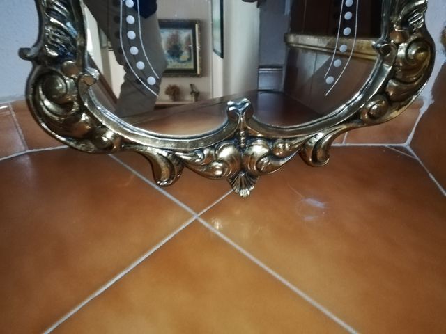 Espejo Cornucopia de bronce.