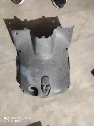 Derbi Atlantis , paddok , senda