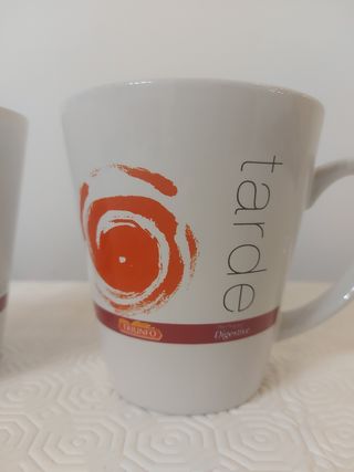 Conjunto chávenas • NOVAS