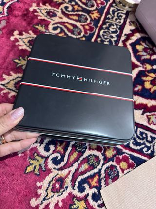 Scatola Tommy Hilfiger latta  19 x 19 cm Nuova  