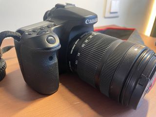 Canon EOS 70D + 18-135mm IS | 17K disparos | Wi-Fi