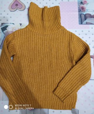 Dolcevita da bambina giallo ocra - Tg. 5 Anni