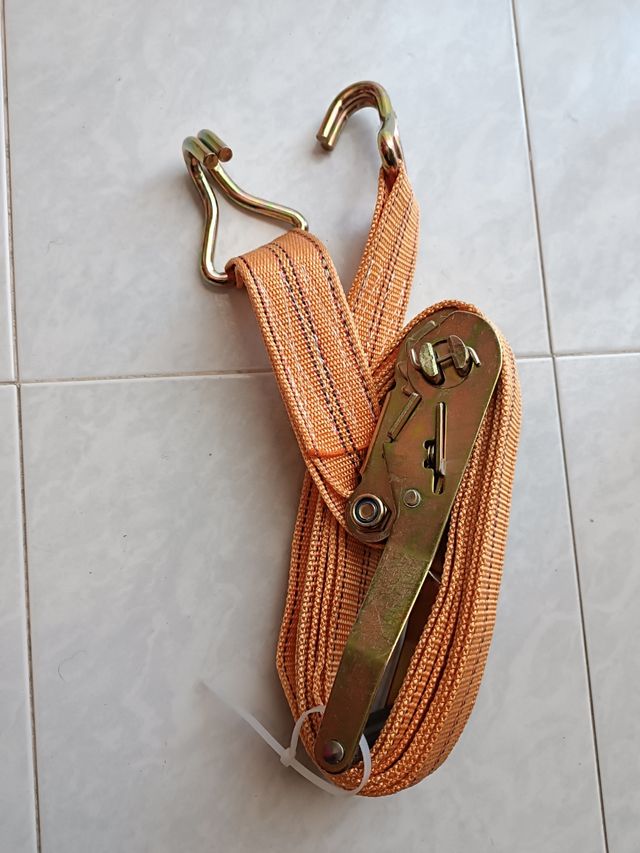 Cinghia di ancoraggio