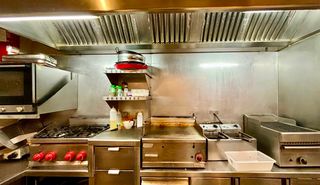 R- 7937507 Traspaso Restaurante en Sant Andreu