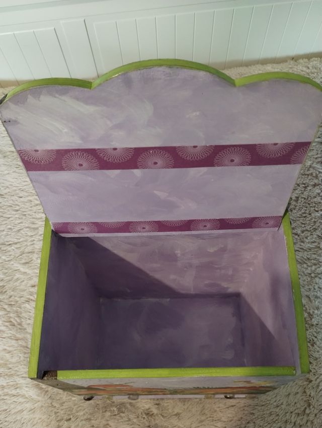 Pañalera madera nombre Carla