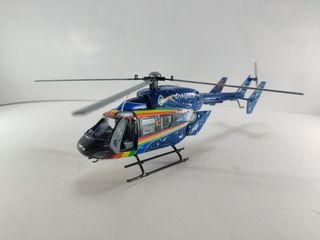 Maqueta del helicoptero MBB BK 117 Space de Revell