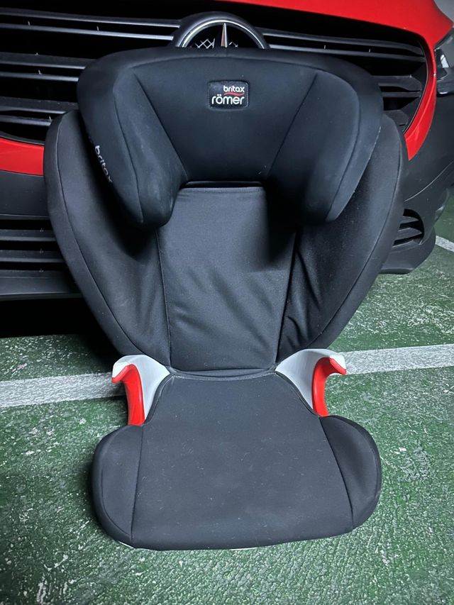 Seggiolino auto Gruppo 2-3. Da 15 kg a 36 kg