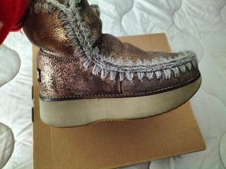 Botas Mou