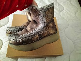 Botas Mou