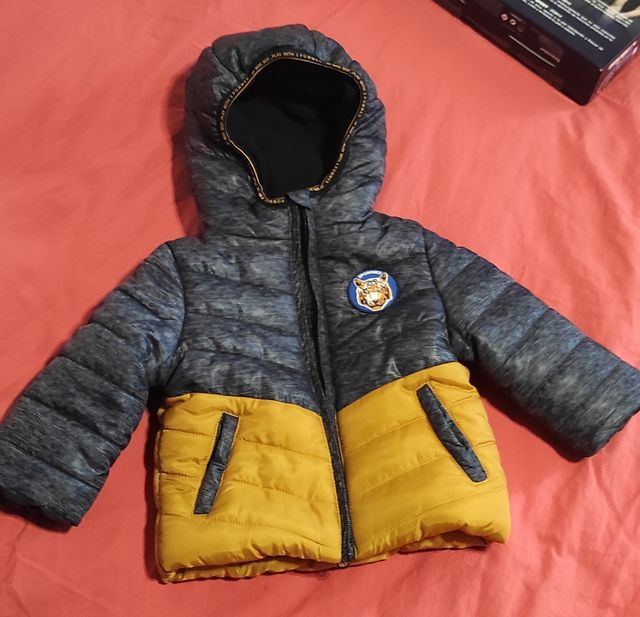 Cazadora plumas niño