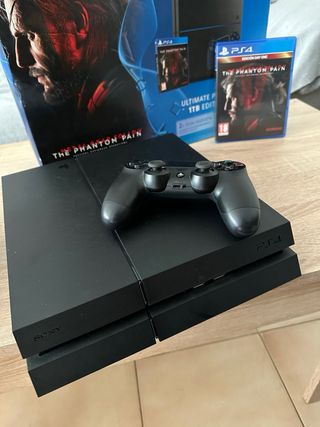 Playstation 4 1TB con Mando y 6 juegos