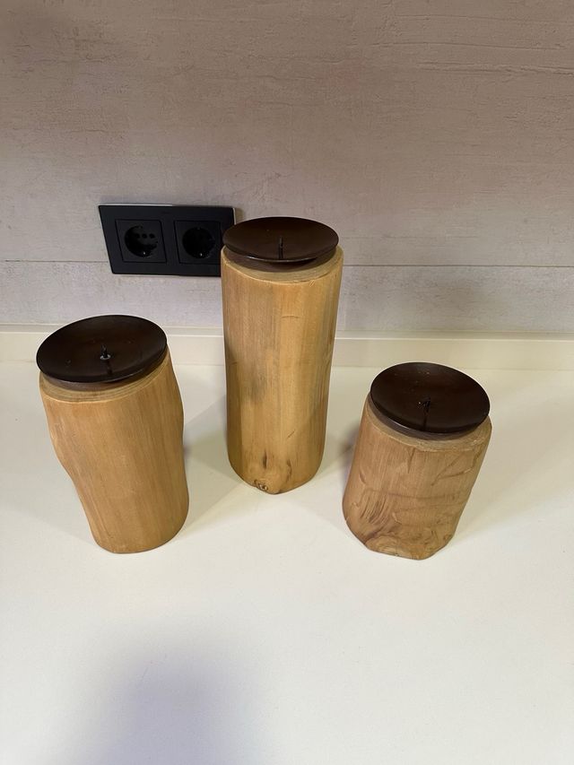 Portavelas en tronco de madera