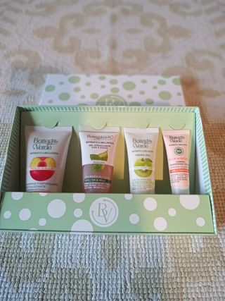 Bottega Verde-Kit di bellezza da viaggio