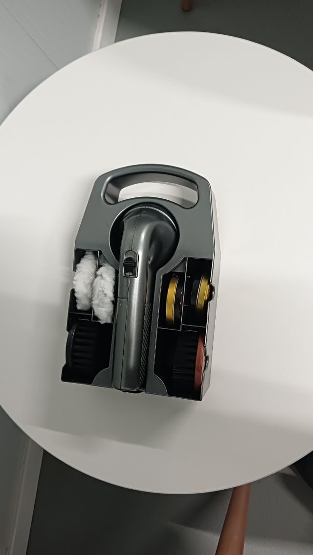 Cepillo eléctrico para limpiar calzado