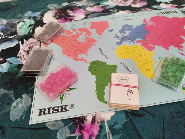 Vecchio gioco a rischio e regalo