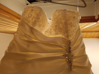 Vestido novia con torera y regalo pinza cabello