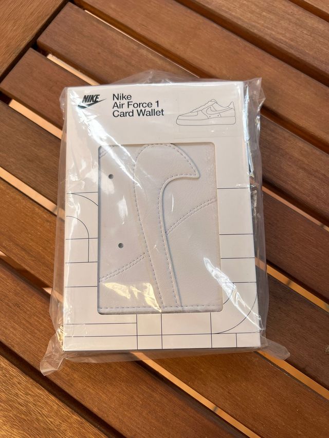 tarjetero nike af1