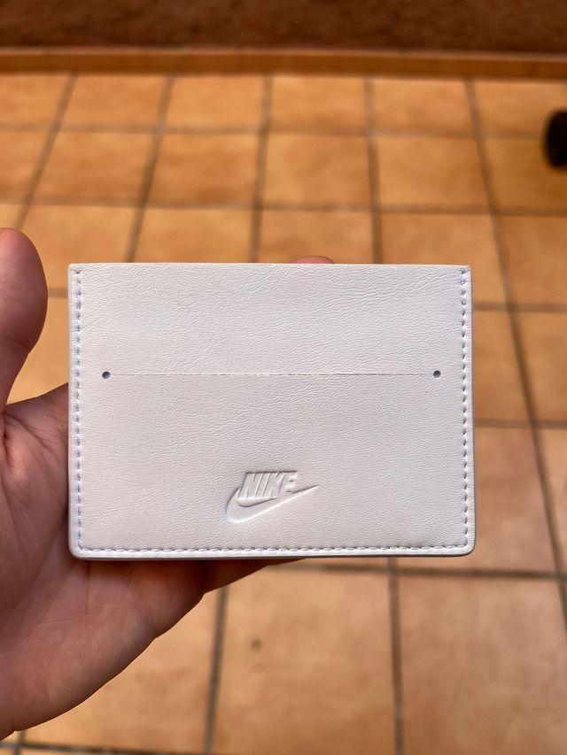 tarjetero nike af1