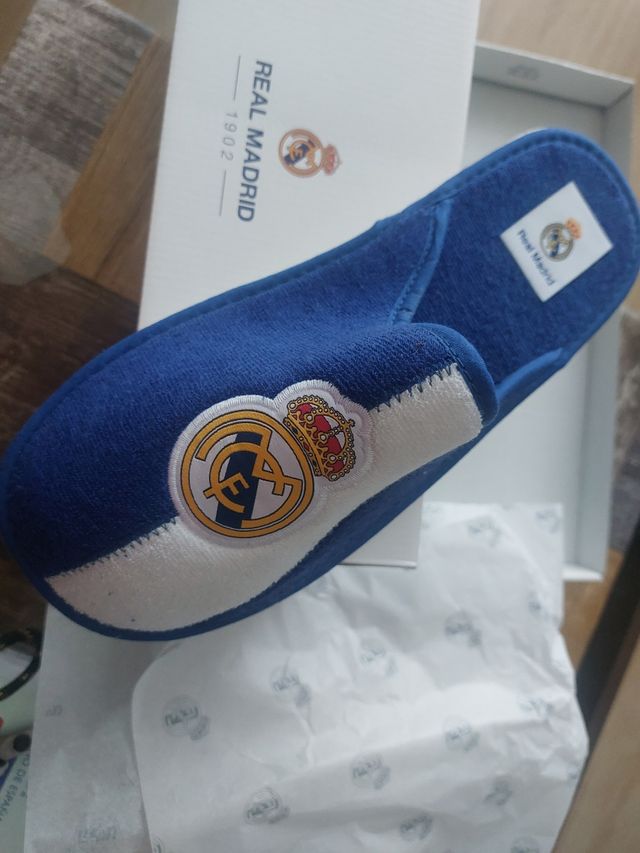 Zapatillas andar por casa Real Madrid
