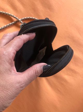 Bolso para movil de Stradivarius