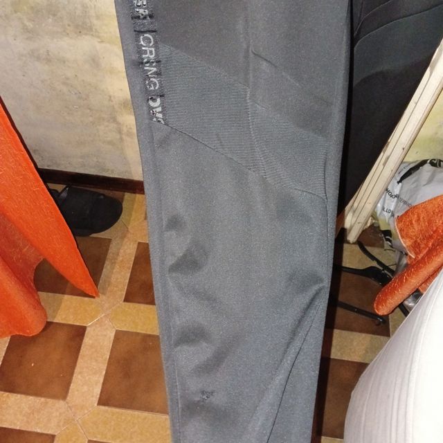 Pantalone nero uomo