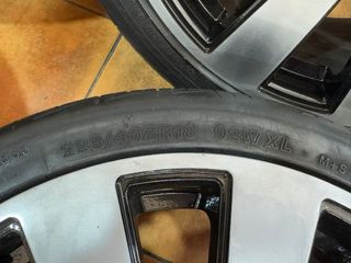 Llantas montadas en Audi con neumaticos seminuevos