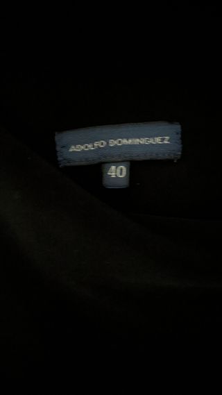Vestido Adolfo Domínguez.